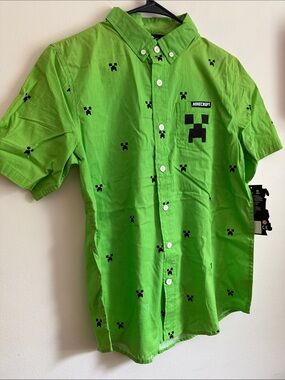 Kid’s Minecraft Short-Sleeve Green Button-Up Shirt